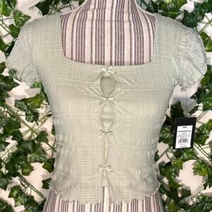 New green cottage core top